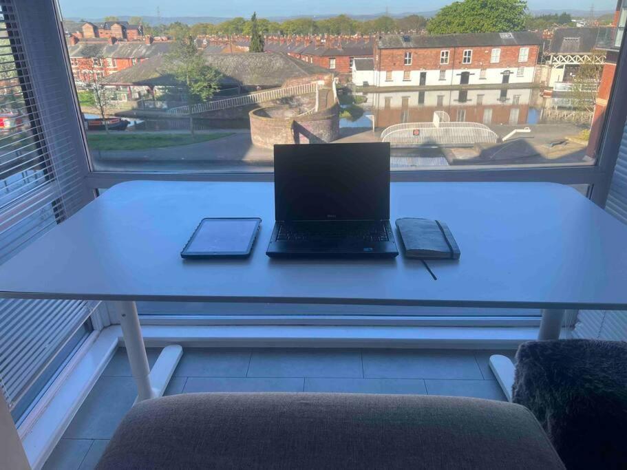 City Centre 2 Bed Apartment Chester Zewnętrze zdjęcie